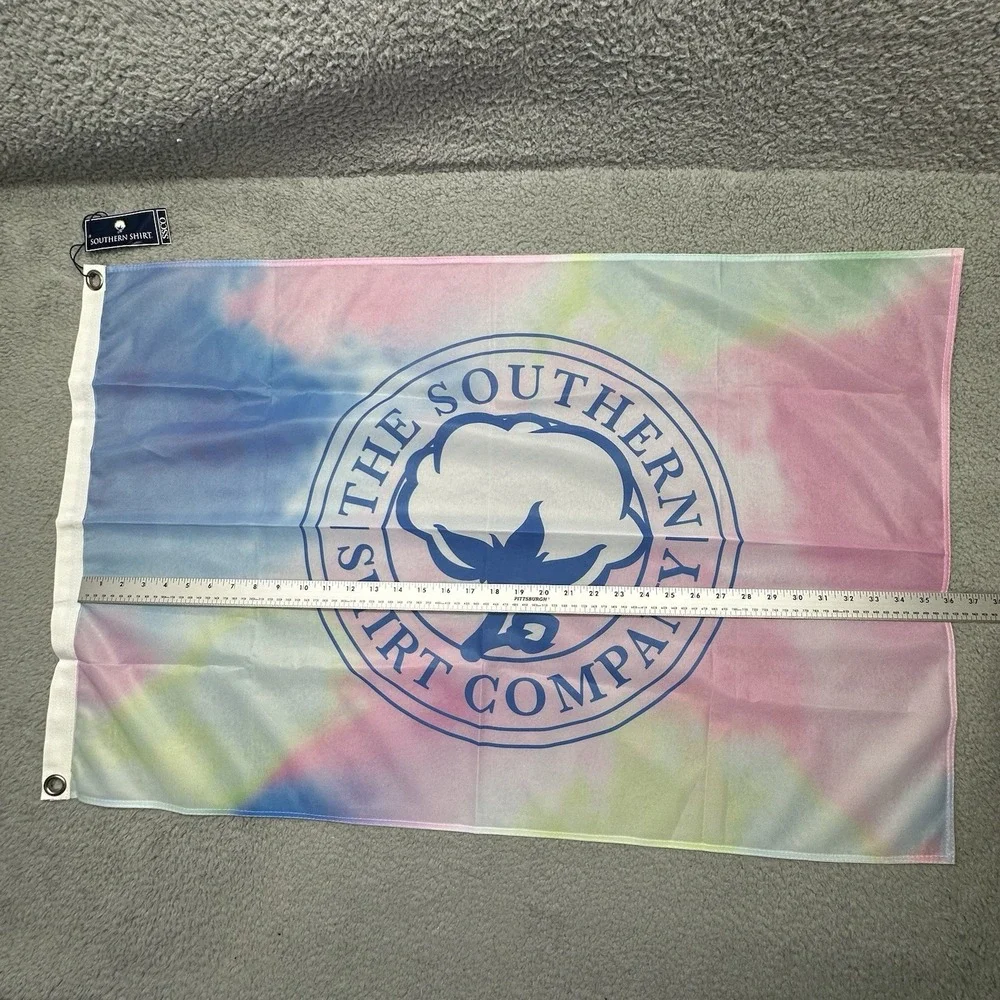 NWT Simply Southern The Southern Short Company 3'x2' Tie Dye Logo Flag 9A055-616